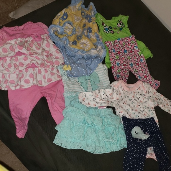 Clothes - Picture 2 of 2